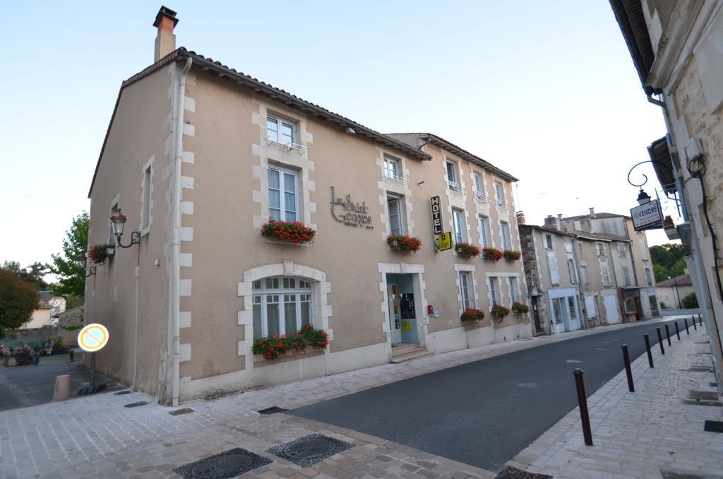 Logis Hotel Le Saint Georges Vivonne Eksteriør bilde